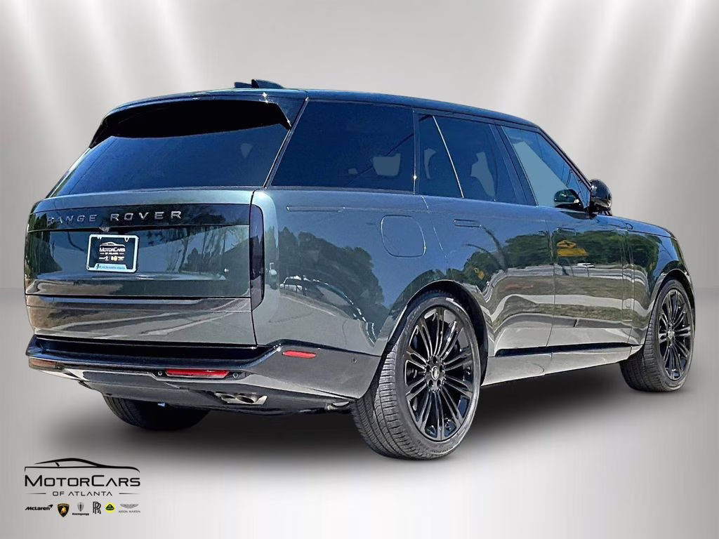2024 Belgravia Green Metallic Land Rover Range Rover SE AWD SUV