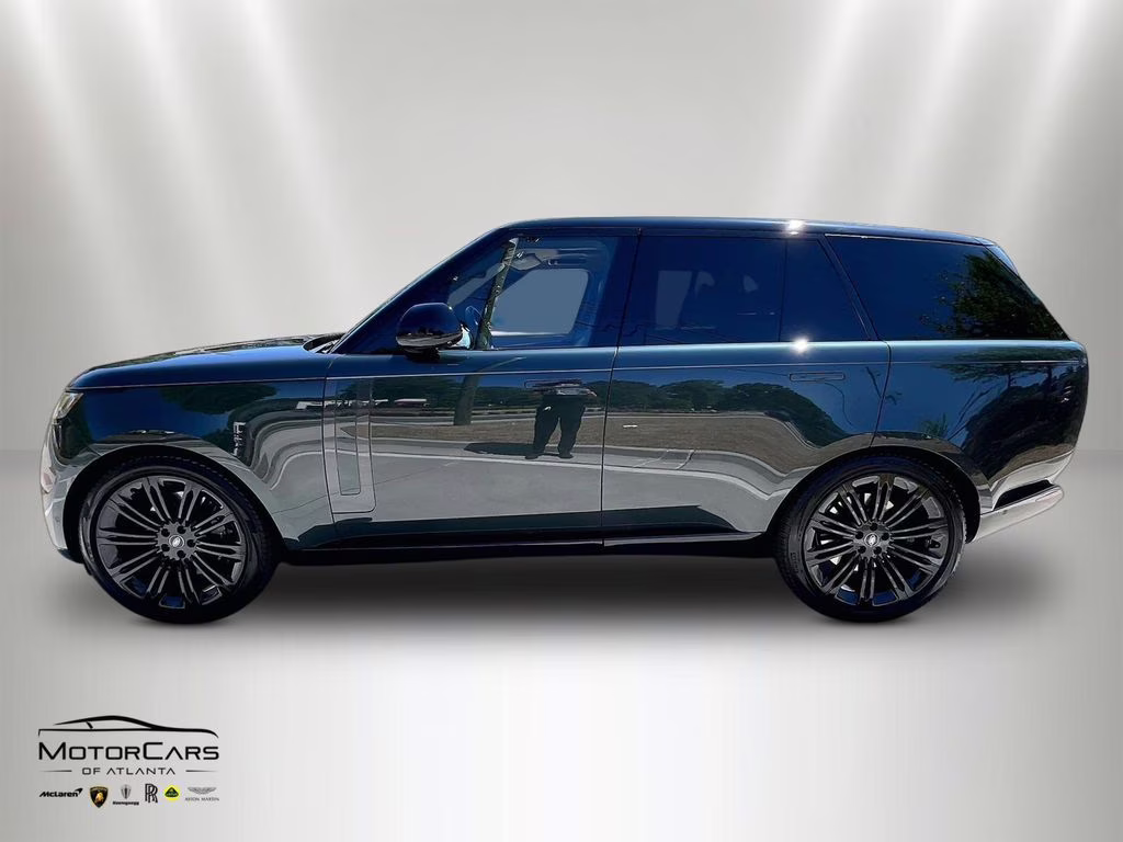 2024 Belgravia Green Metallic Land Rover Range Rover SE AWD SUV