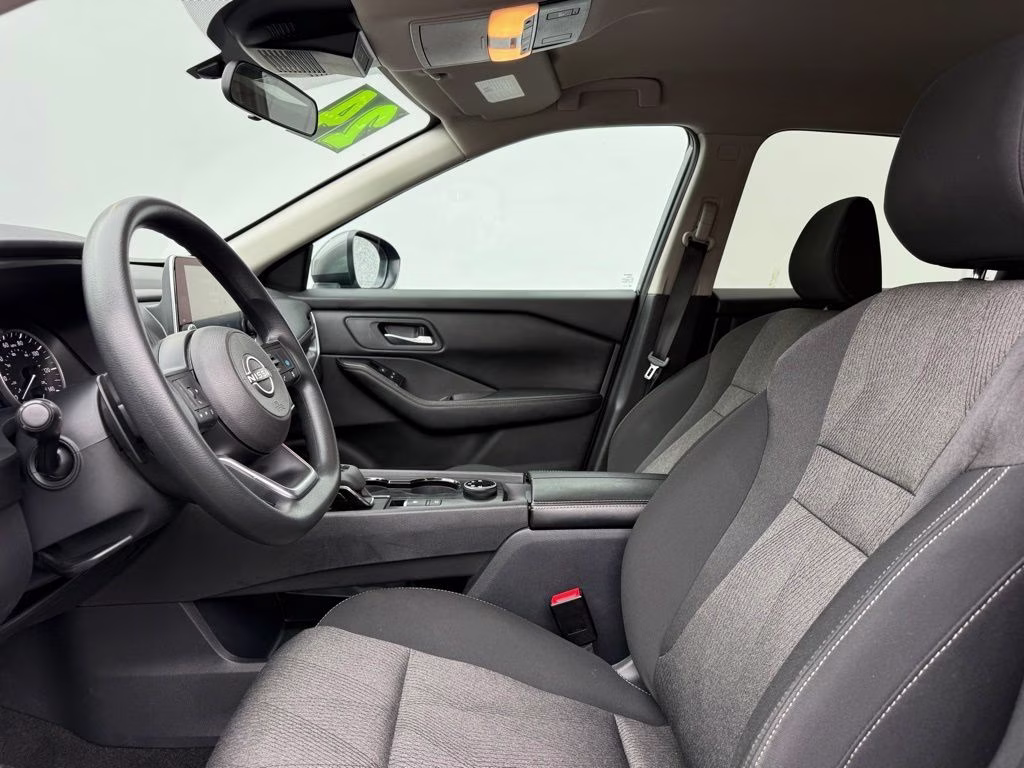 2024 Gun Metallic Nissan Rogue SV AWD SUV