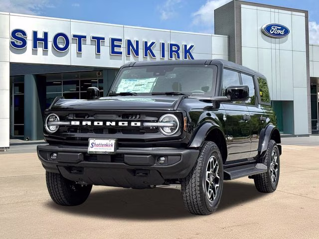 2026 Shadow Black Ford Bronco Outer Banks 4X4 SUV