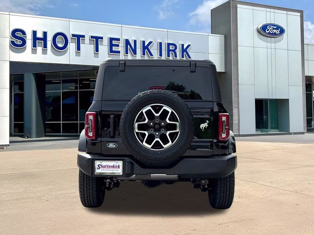 2026 Shadow Black Ford Bronco Outer Banks 4X4 SUV