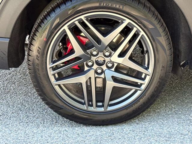 2026 Black Ford Explorer ST-Line RWD SUV