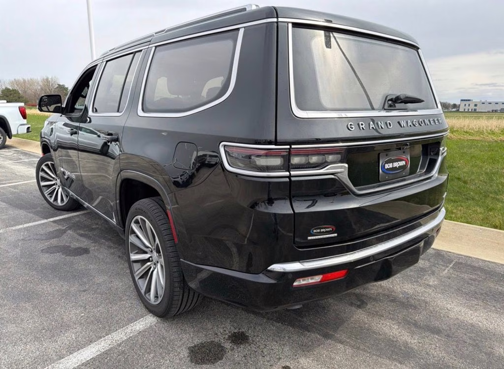 2022 Diamond Black Crystal Pearlcoat Jeep Grand Wagoneer Series II 4X4 SUV