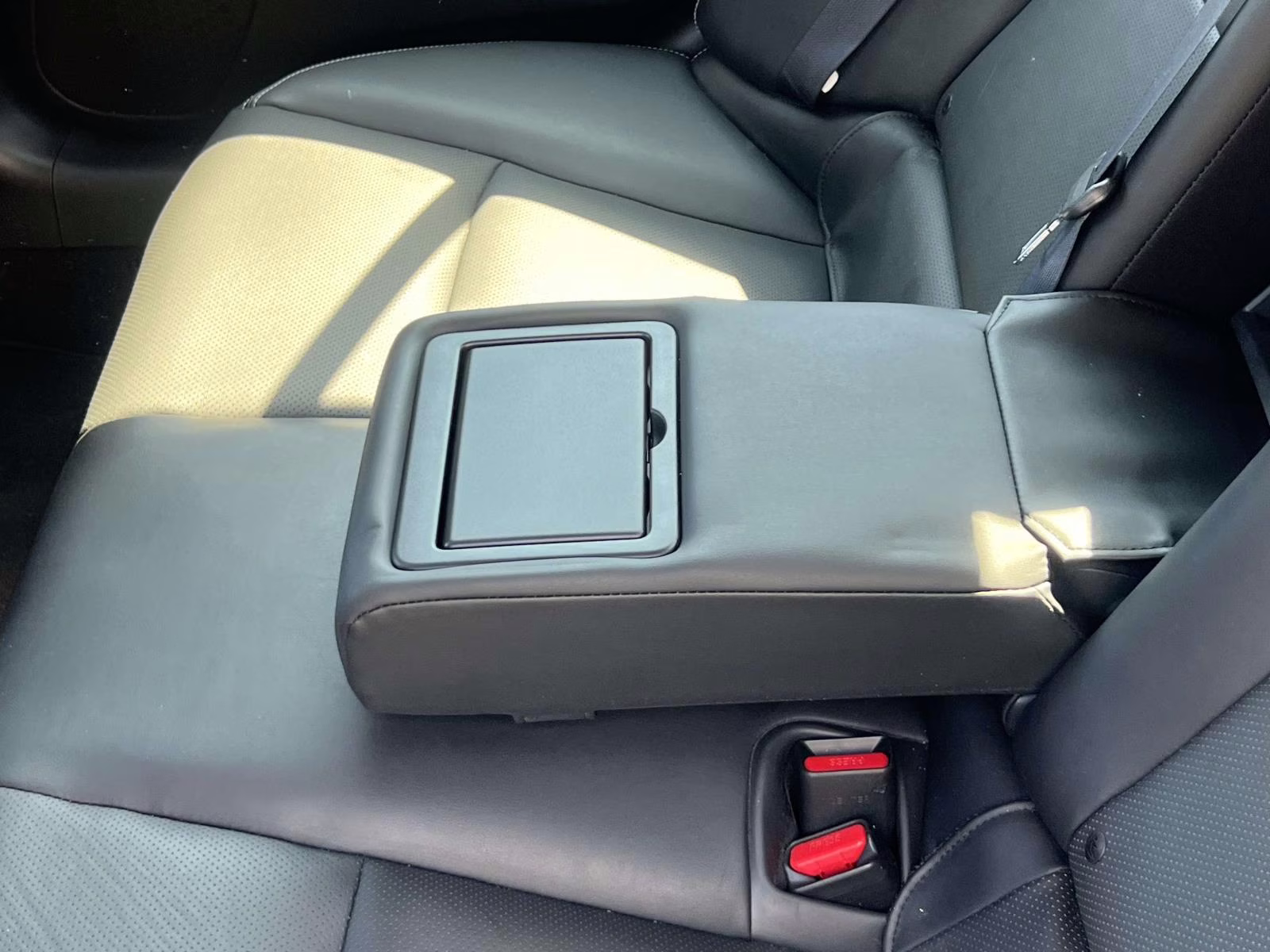 2023 White INFINITI Q50 LUXE AWD AWD Sedan