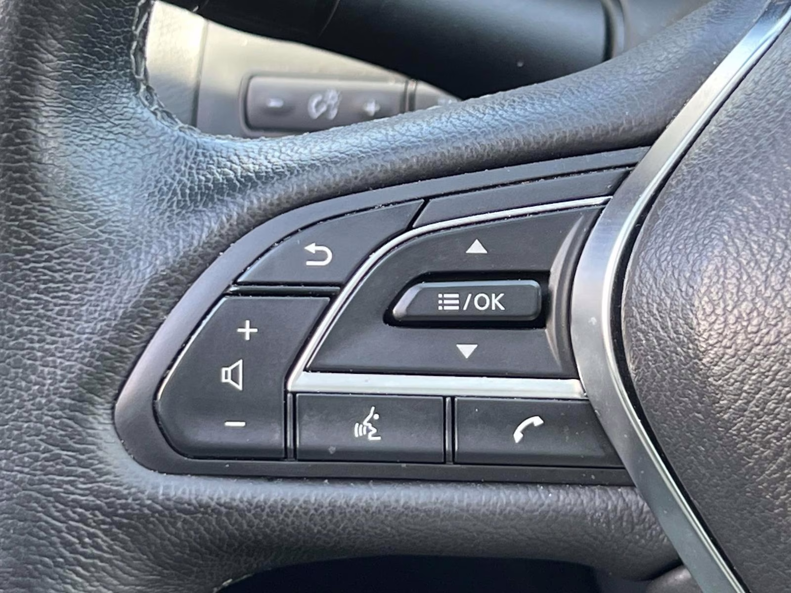 2023 White INFINITI Q50 LUXE AWD AWD Sedan