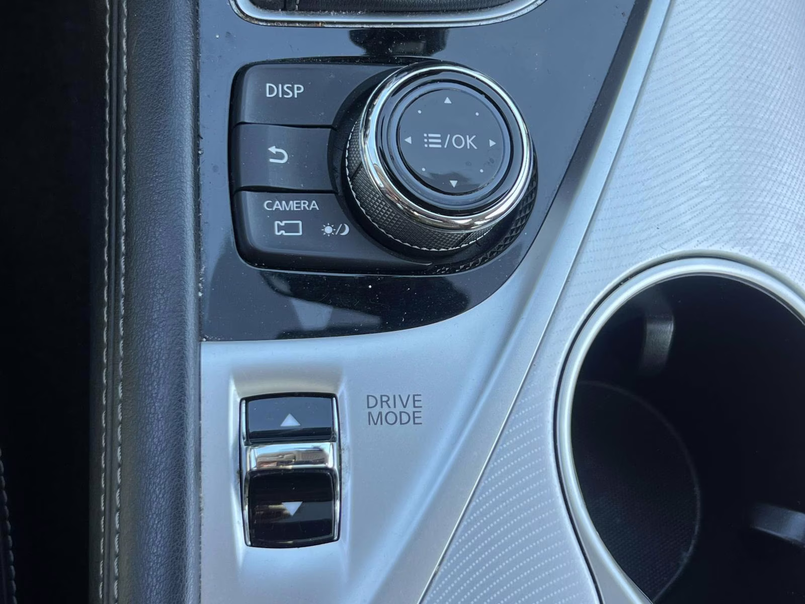 2023 White INFINITI Q50 LUXE AWD AWD Sedan