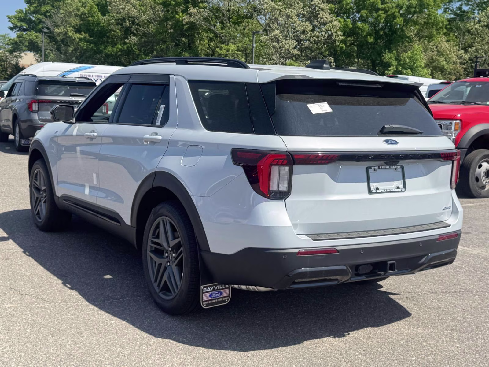 2026 Space White Metallic Ford Explorer ST-Line 4WD 4X4 SUV