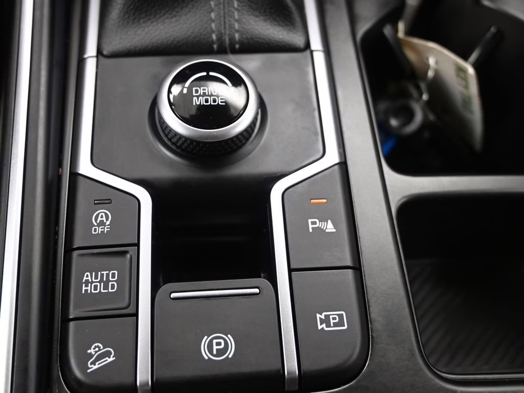 2025 Glacial White Pearl Kia Sorento S FWD SUV