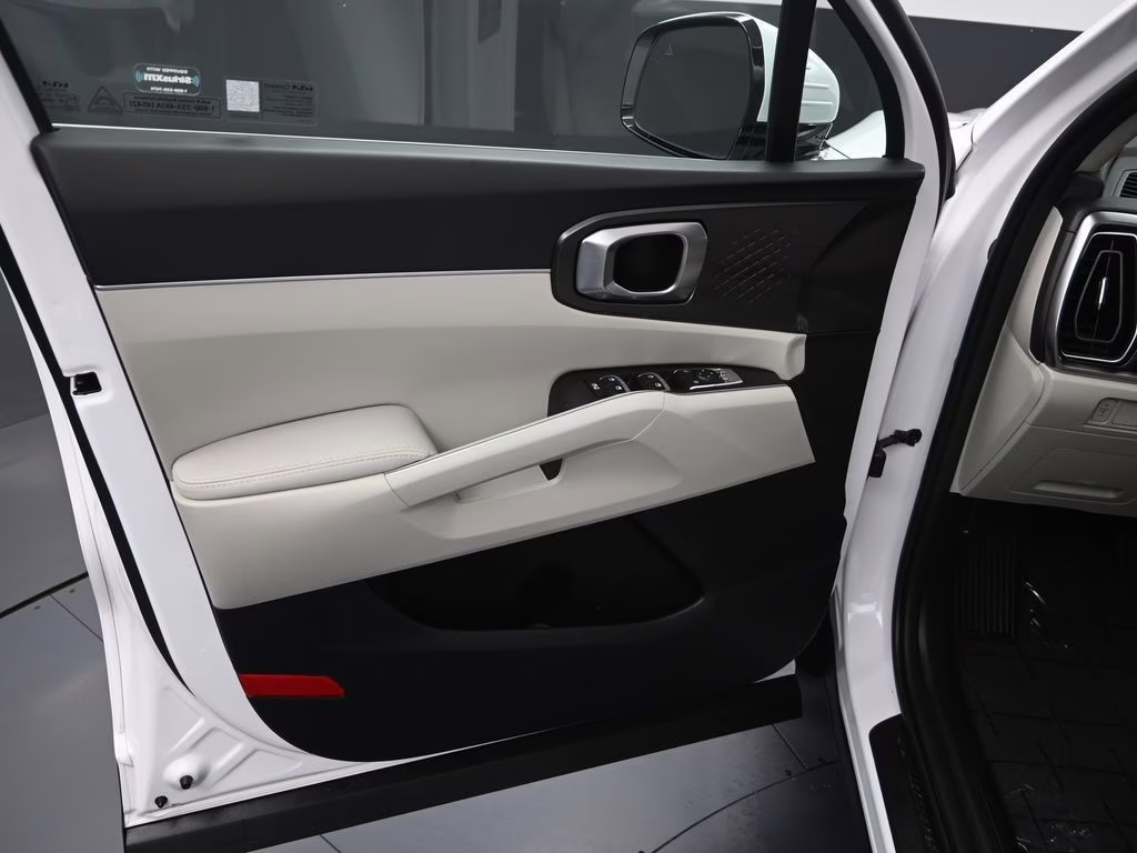 2025 Glacial White Pearl Kia Sorento S FWD SUV