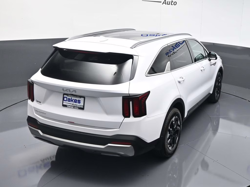 2025 Glacial White Pearl Kia Sorento S FWD SUV