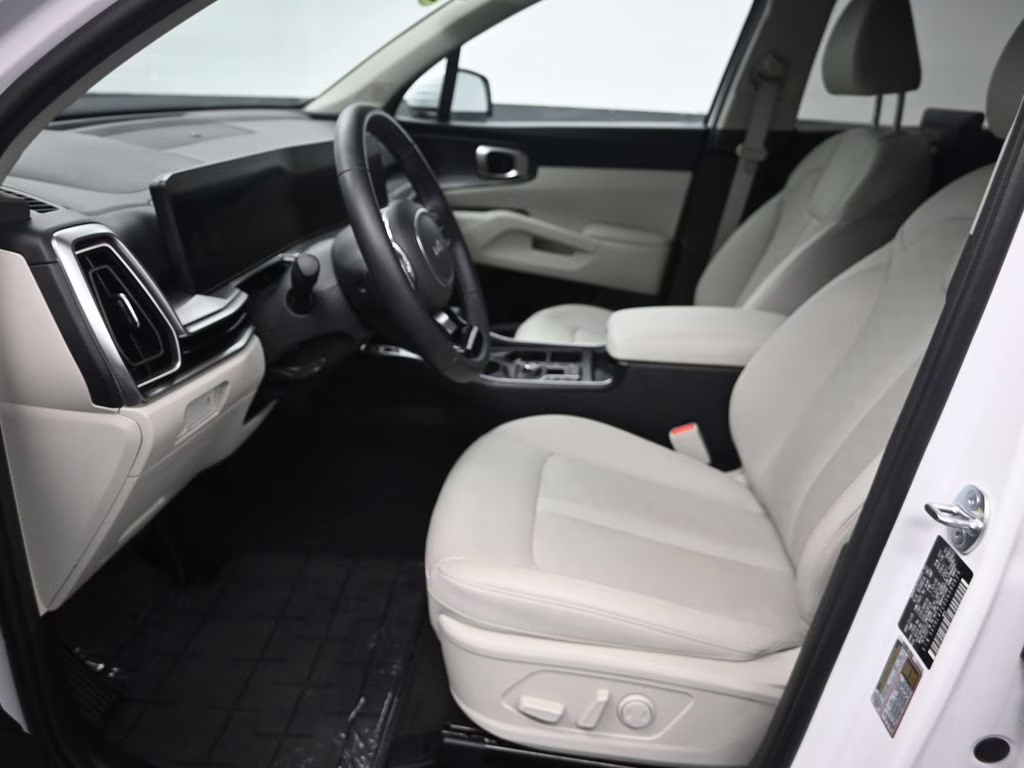 2025 Glacial White Pearl Kia Sorento S FWD SUV
