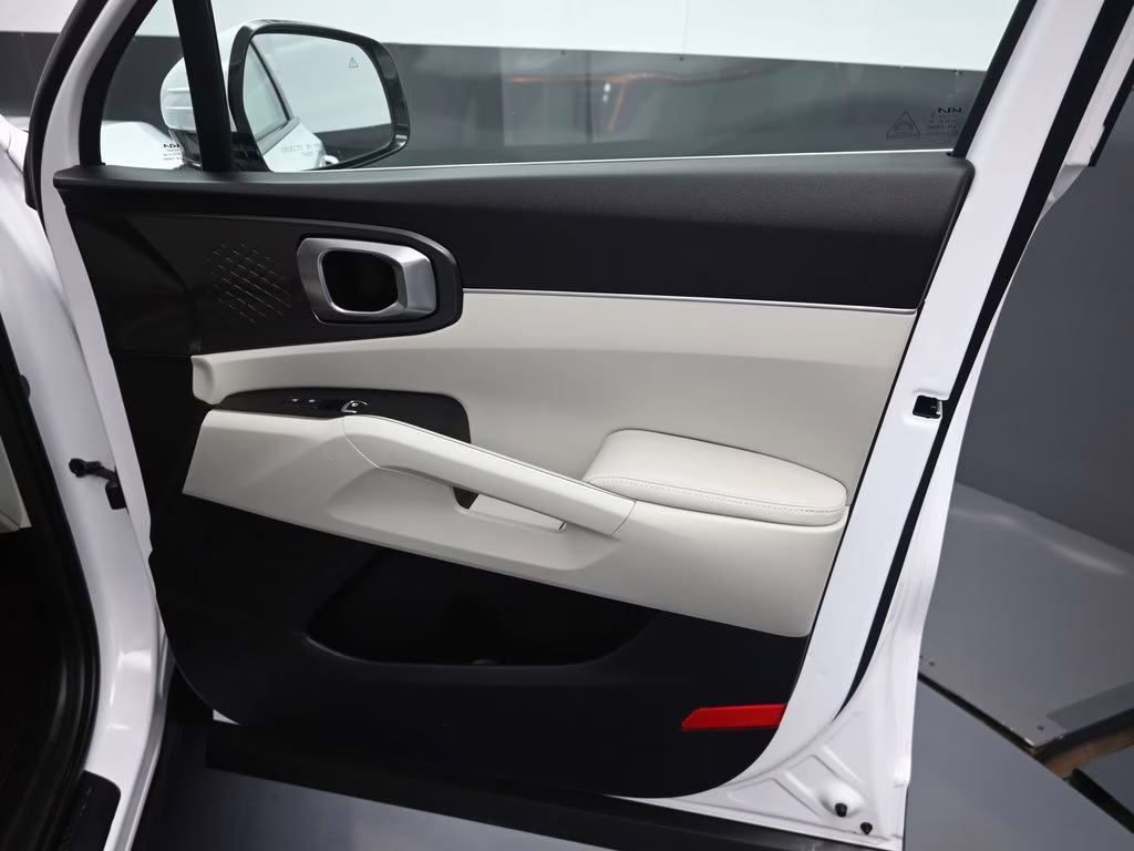 2025 Glacial White Pearl Kia Sorento S FWD SUV