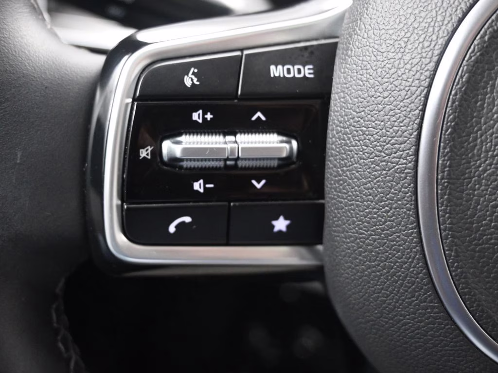2025 Glacial White Pearl Kia Sorento S FWD SUV