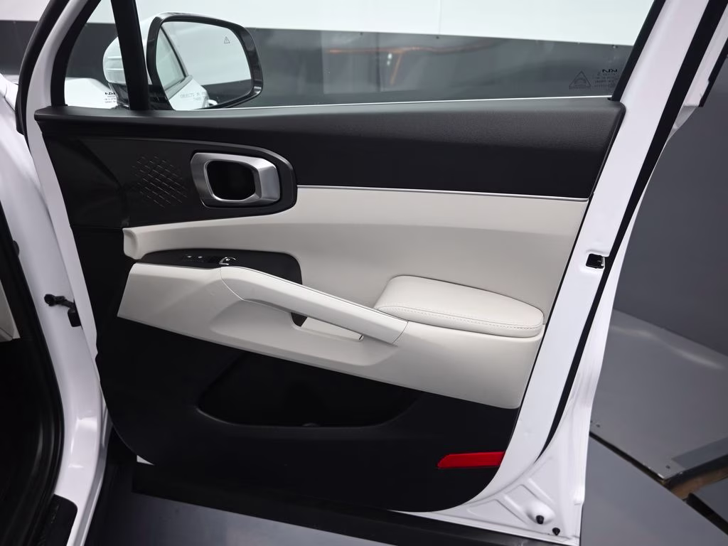 2025 Glacial White Pearl Kia Sorento S FWD SUV