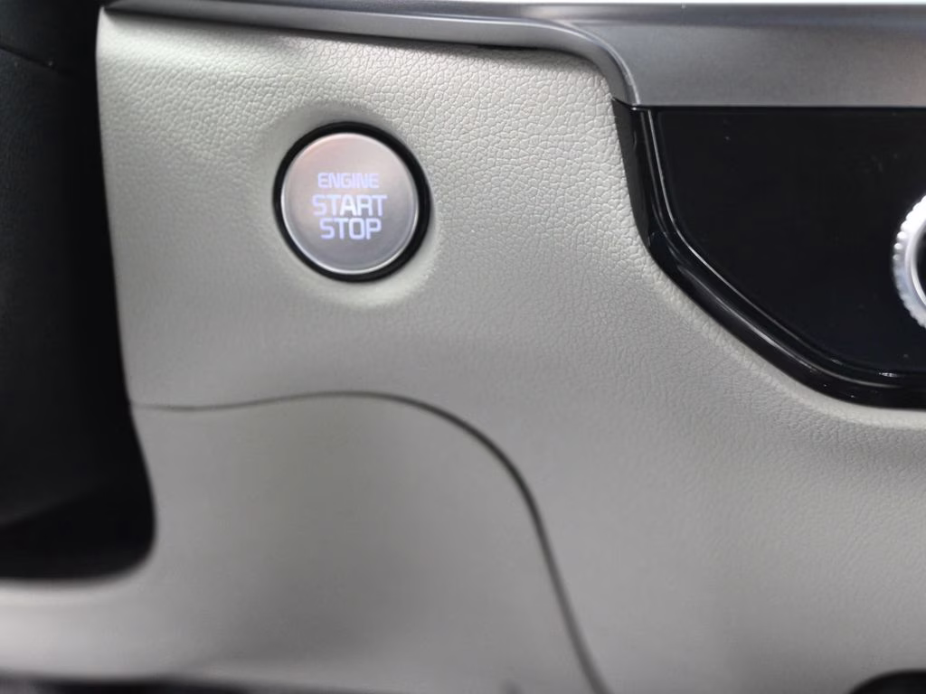 2025 Glacial White Pearl Kia Sorento S FWD SUV