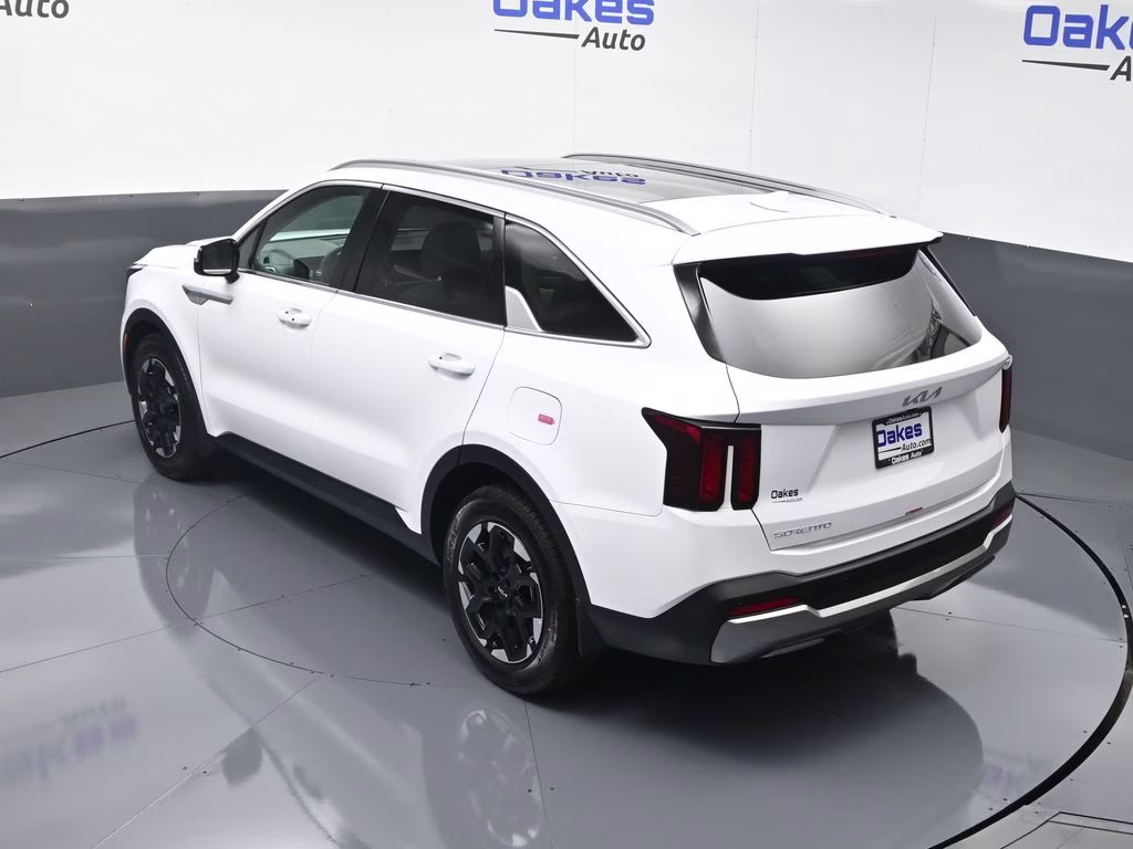 2025 Glacial White Pearl Kia Sorento S FWD SUV