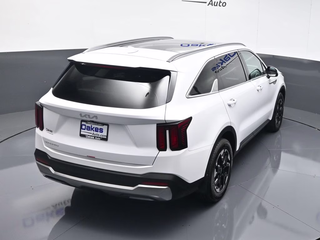 2025 Glacial White Pearl Kia Sorento S FWD SUV