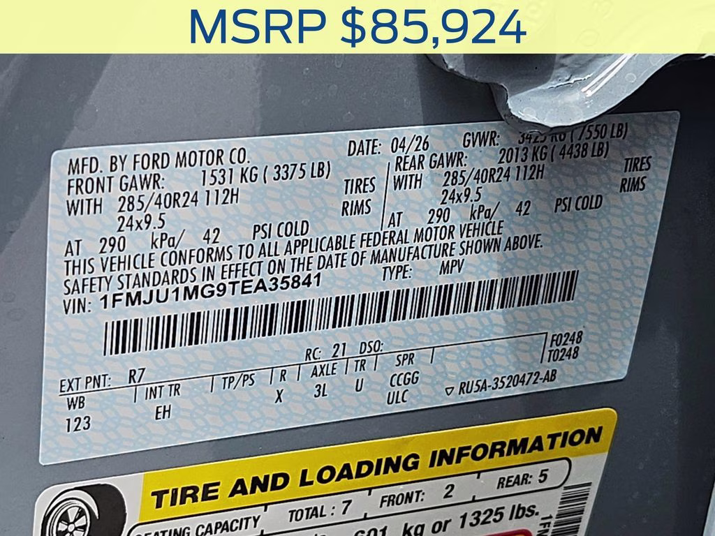2026 Glacier Gray Metallic Tri-Coat Ford Expedition Platinum 4X4 SUV