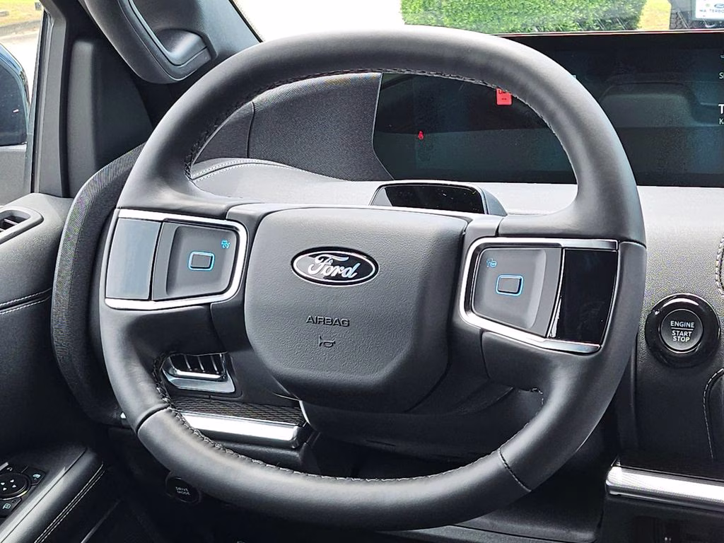 2026 Glacier Gray Metallic Tri-Coat Ford Expedition Platinum 4X4 SUV