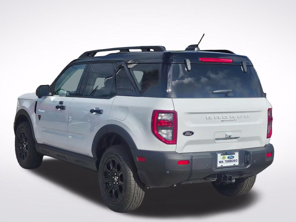 2026 Oxford White Ford Bronco Sport Badlands 4X4 SUV