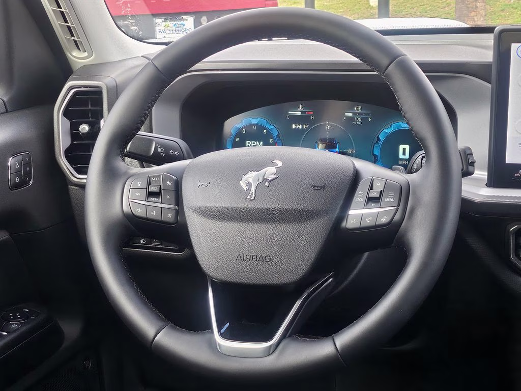 2026 Oxford White Ford Bronco Sport Badlands 4X4 SUV