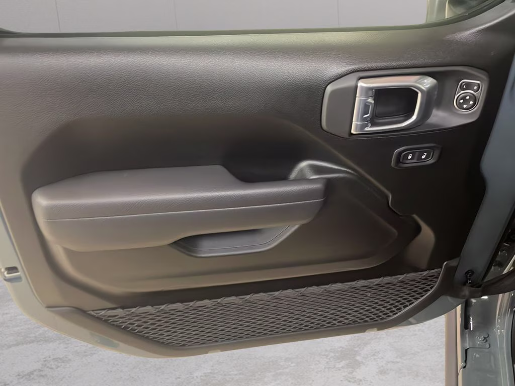 2026 Anvil Clear Coat Jeep Wrangler Willys 4X4 SUV