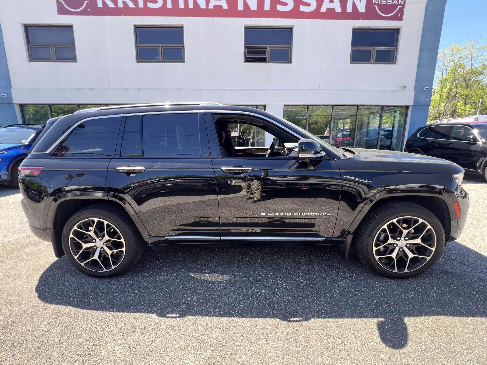 2022 Black Jeep Grand Cherokee 4xe Summit Reserve 4x4 4X4 SUV