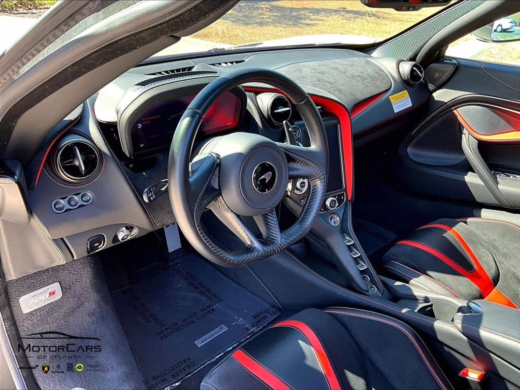 2021 White McLaren 720S RWD Coupe