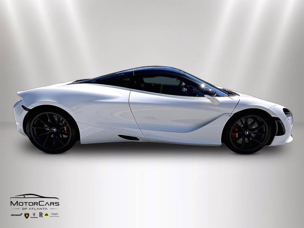 2021 White McLaren 720S RWD Coupe