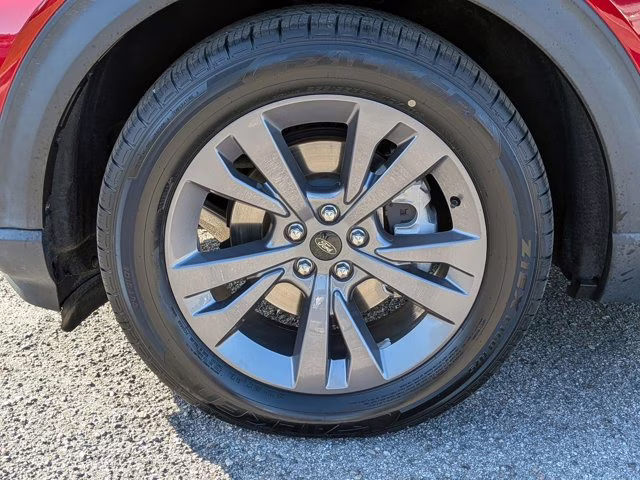 2022 Red Metallic Ford Explorer XLT RWD SUV