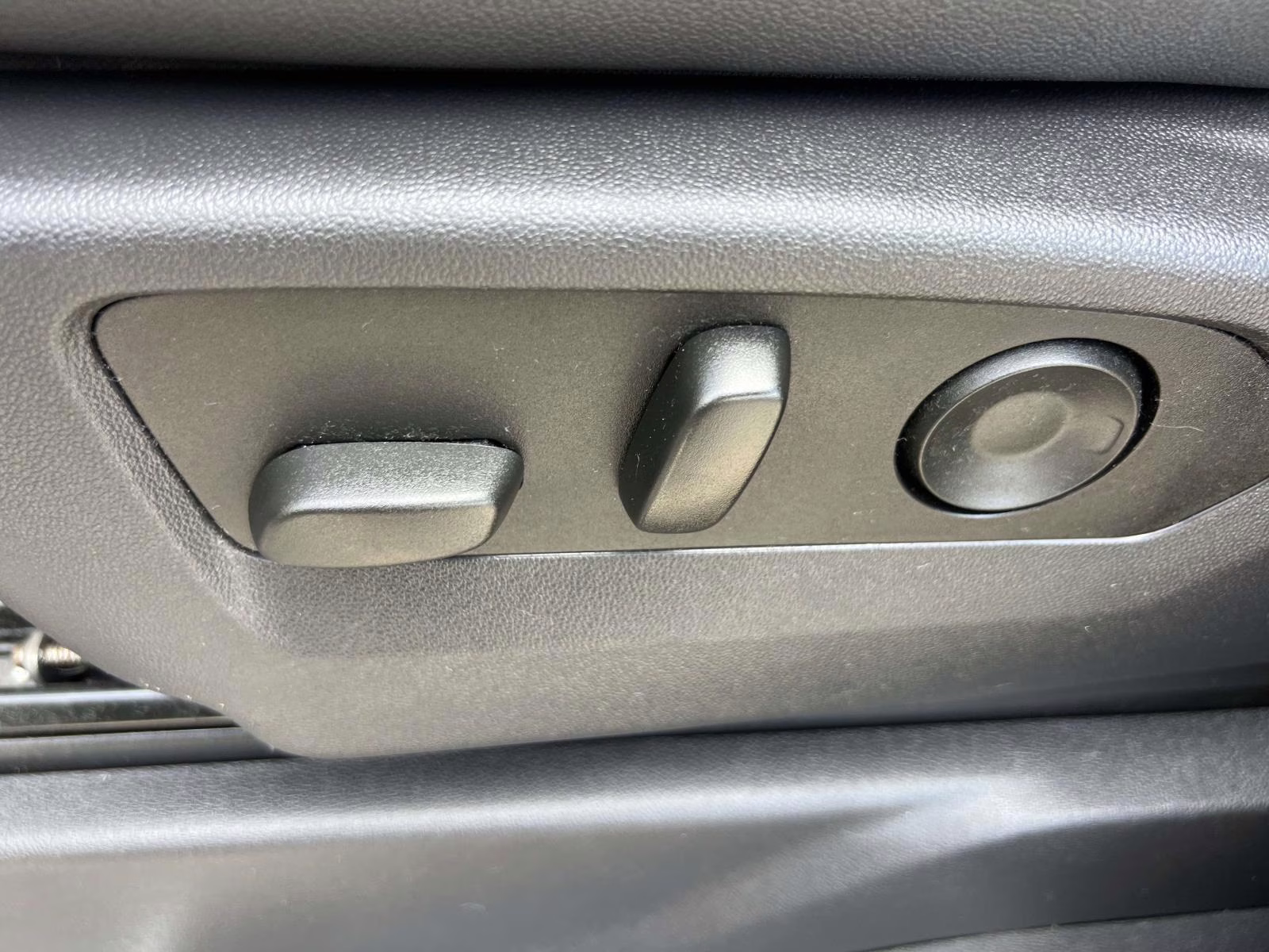 2024 Chevrolet Silverado 1500 ZR2 - Photo 18