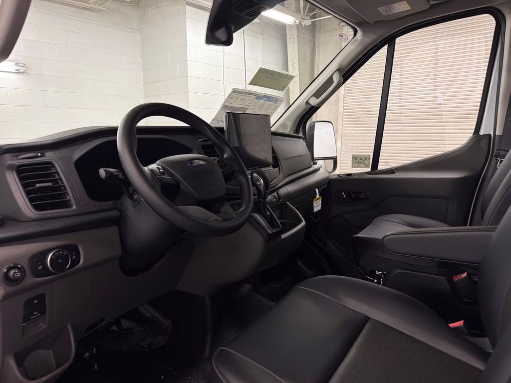 2026 OXFORD WHITE Ford Transit-250 XL RWD Van