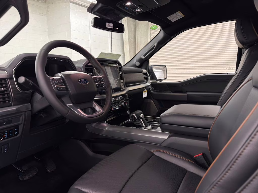 2026 AGATE BLACK Ford F-150 Lariat 4X4 Truck