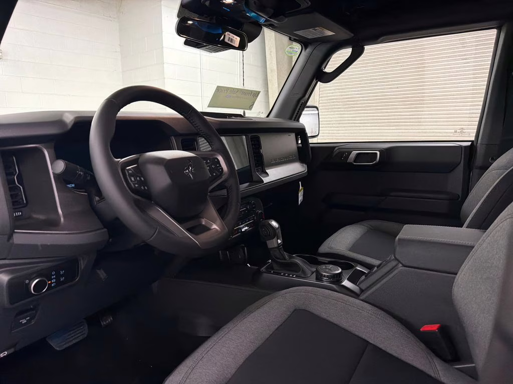 2026 AVALANCHE GRAY Ford Bronco Big Bend 4X4 SUV