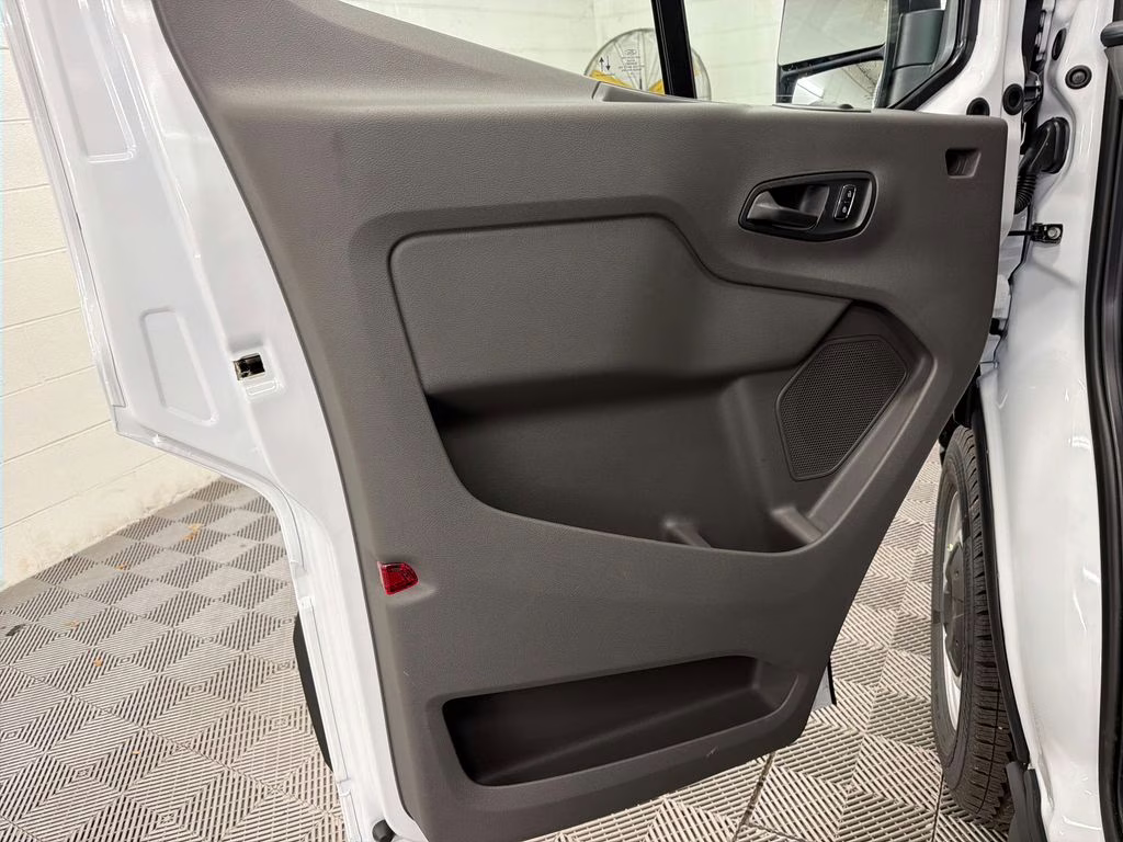 2026 OXFORD WHITE Ford Transit-250 Base RWD Van