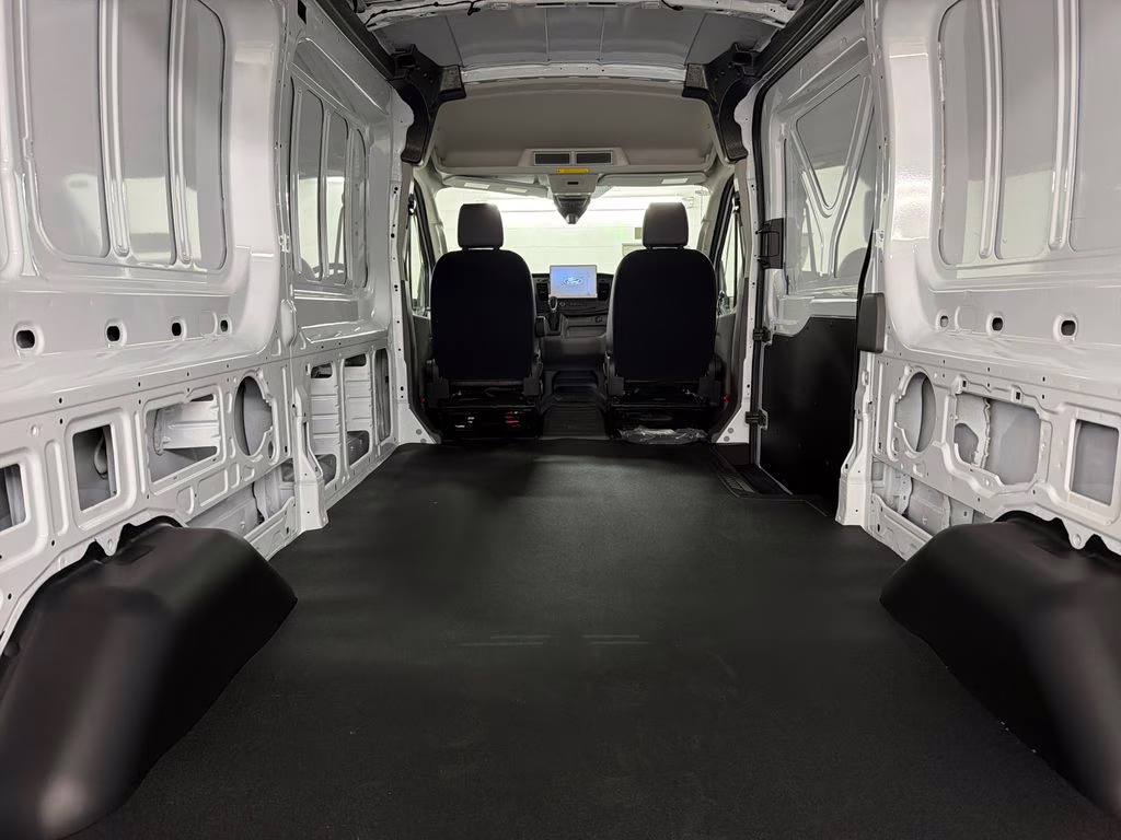2026 OXFORD WHITE Ford Transit-250 Base RWD Van