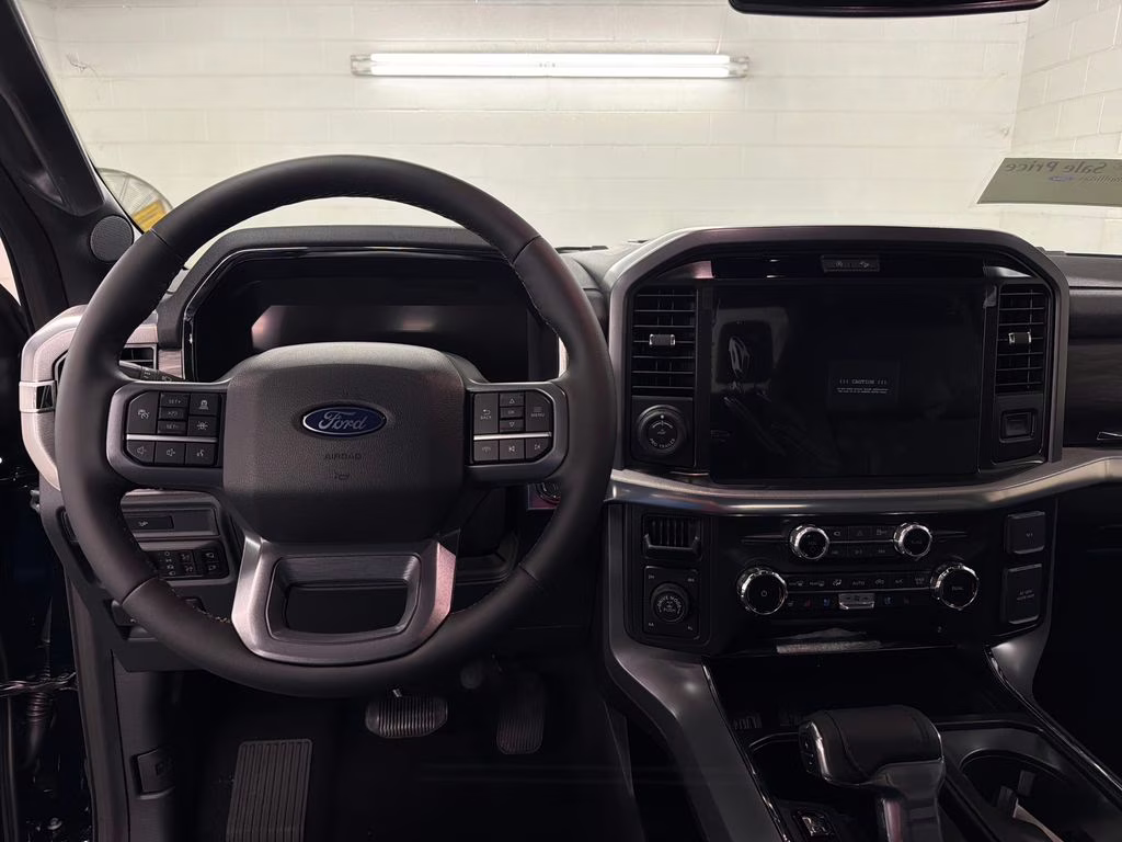 2026 AGATE BLACK Ford F-150 Lariat 4X4 Truck