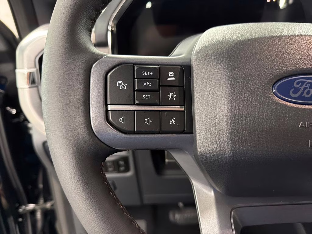 2026 AGATE BLACK Ford F-150 Lariat 4X4 Truck