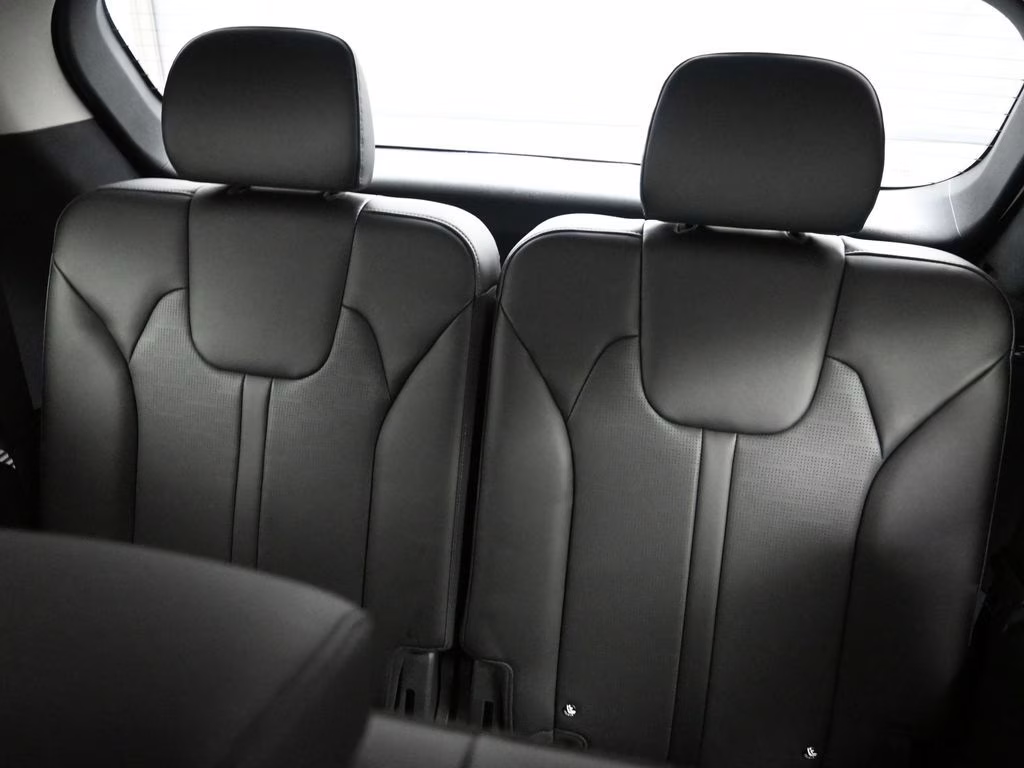 2026 Glacial White Pearl Kia Sorento S AWD SUV