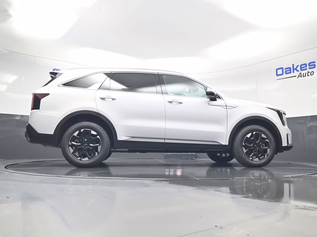 2026 Glacial White Pearl Kia Sorento S AWD SUV