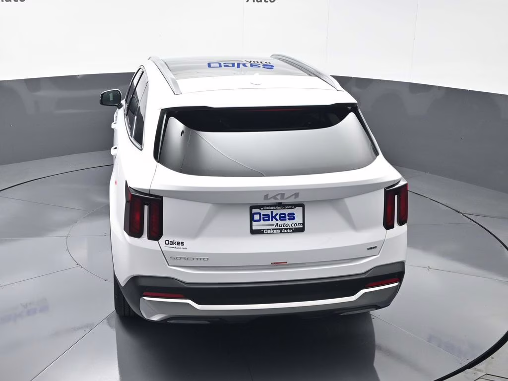 2026 Glacial White Pearl Kia Sorento S AWD SUV