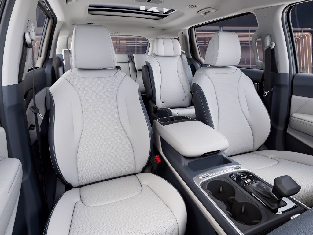2026 Ceramic Silver Kia Carnival SX Prestige FWD Van