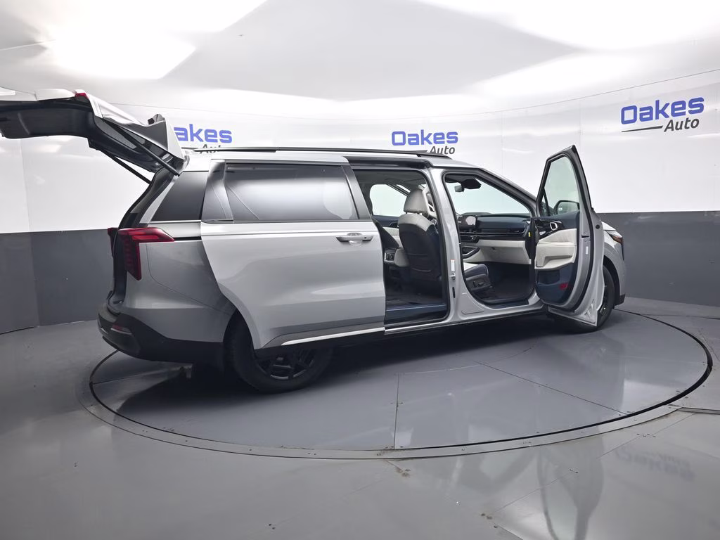 2026 Ceramic Silver Kia Carnival SX Prestige FWD Van