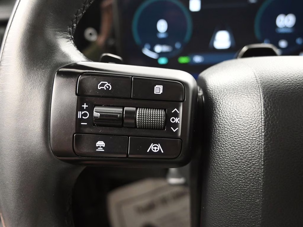 2024 Shimmering Silver Hyundai Santa Fe Hybrid Calligraphy AWD SUV