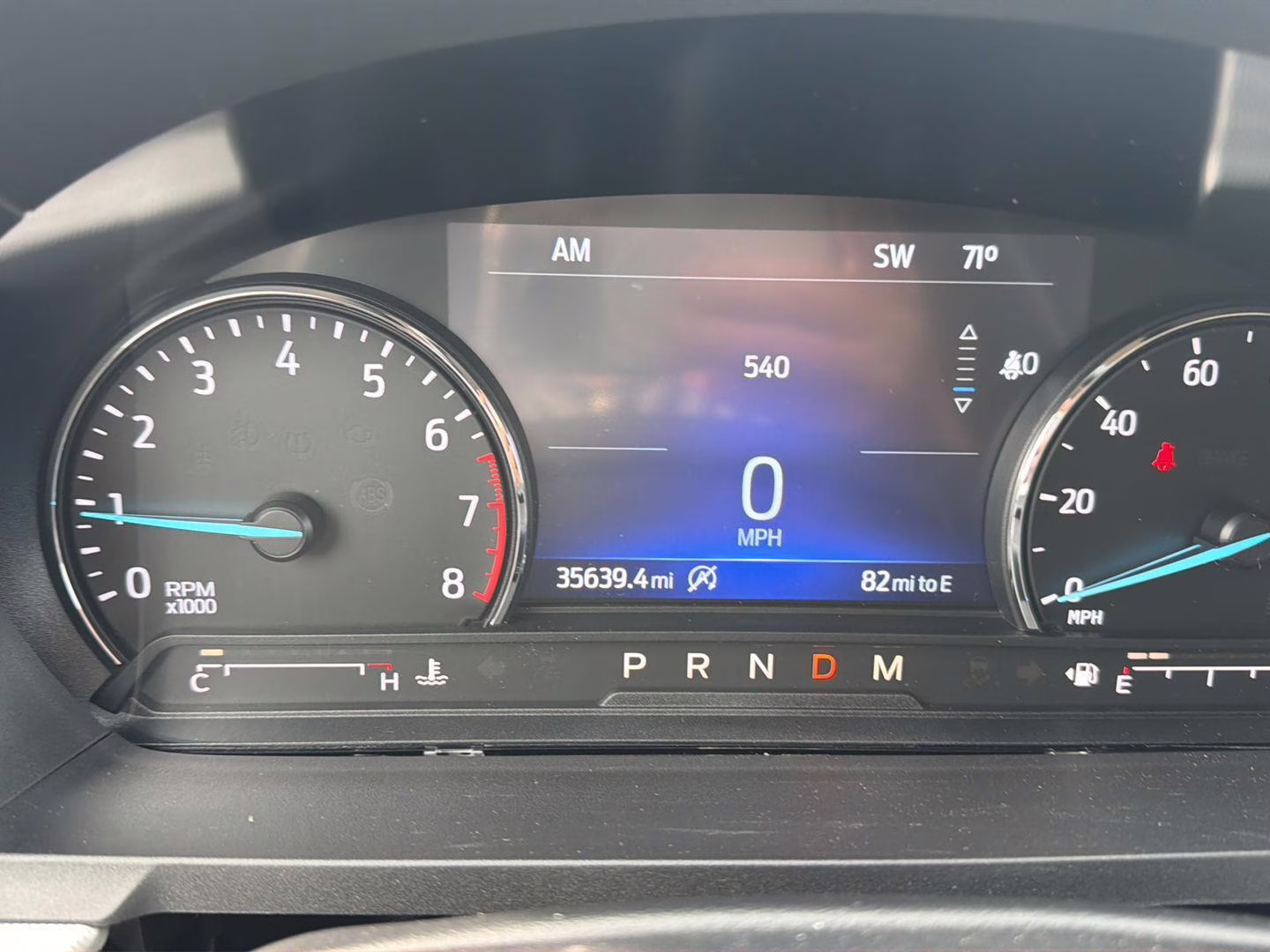 2020 Star White Metallic Tri-Coat Ford Explorer XLT 4X4 SUV