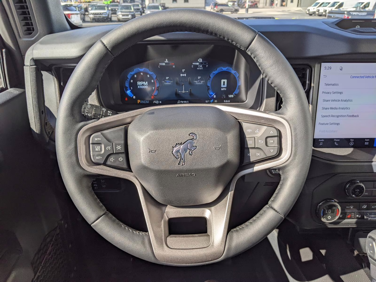 2026 Oxford White Ford Bronco Badlands 4X4 SUV