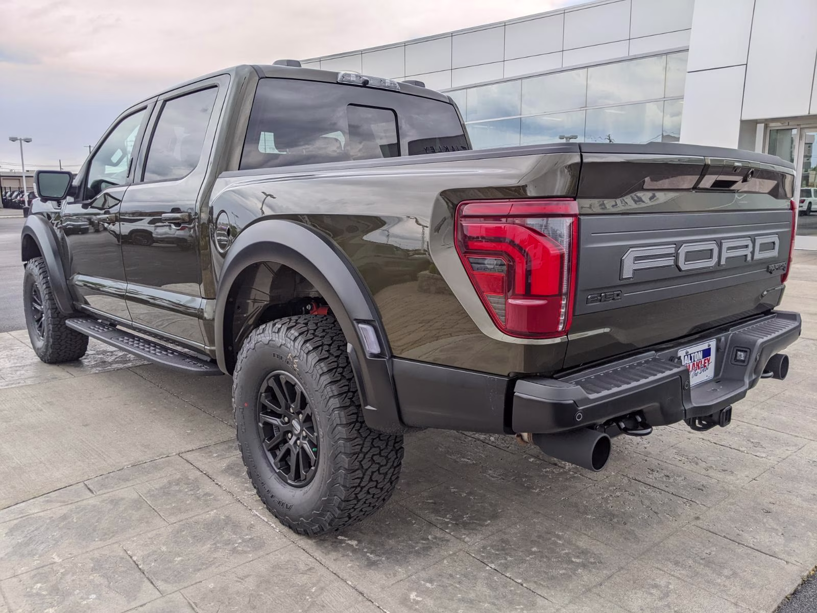 2026 Shelter Green Ford F-150 Raptor 4X4 Truck