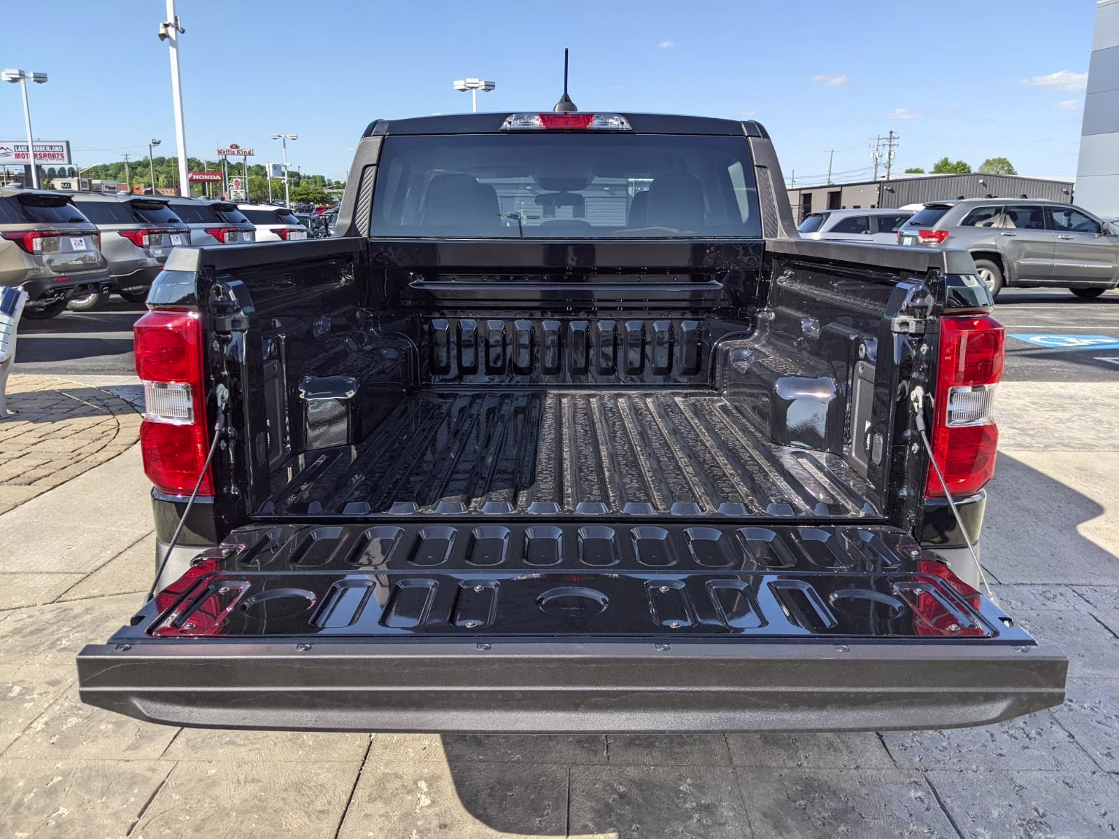 2026 Shadow Black Ford Maverick XL AWD Truck