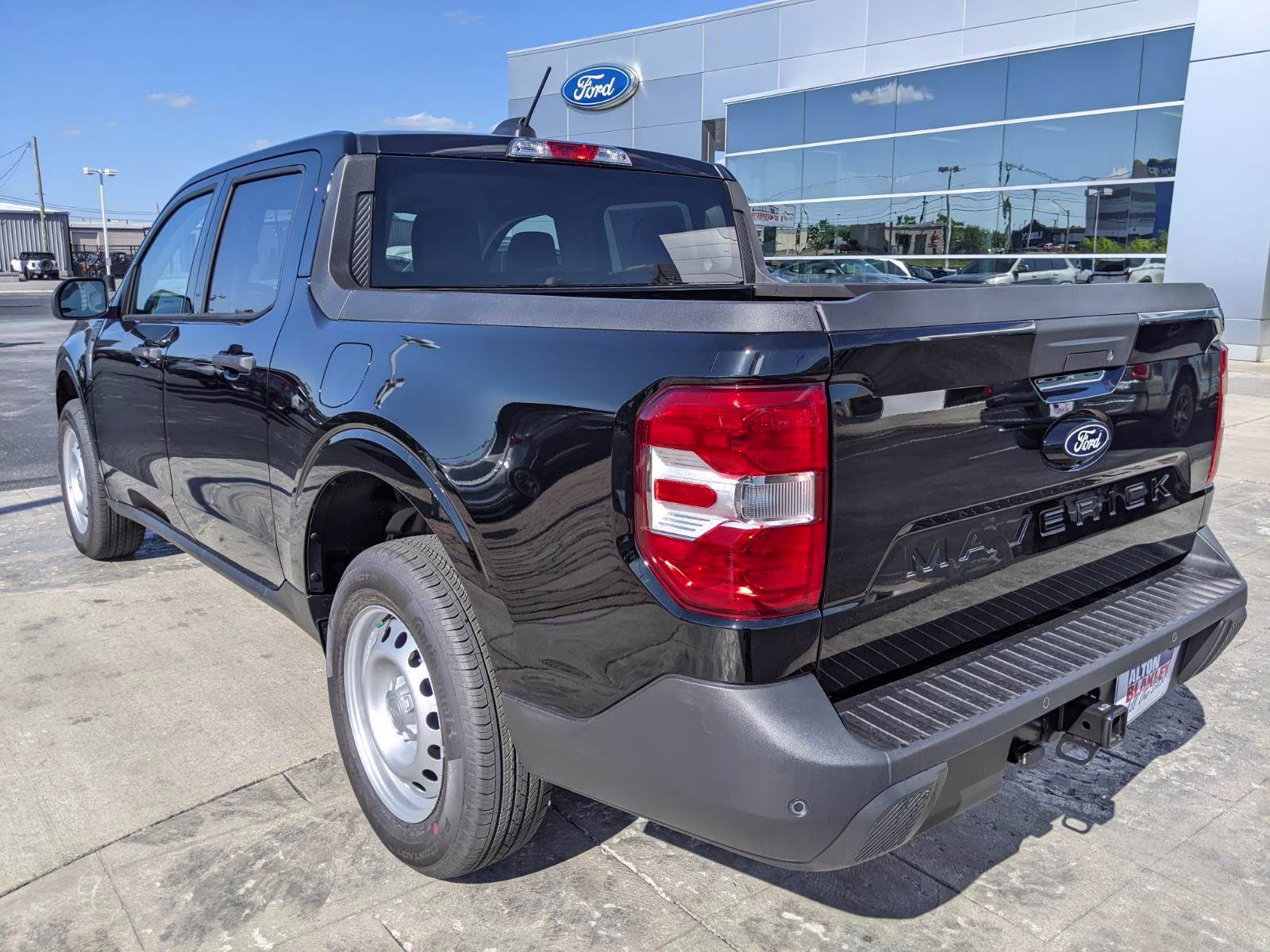 2026 Shadow Black Ford Maverick XL AWD Truck