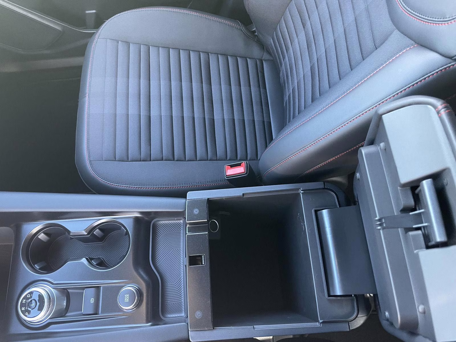 2026 Carbonized Gray Metallic Ford Explorer ST-Line 4X4 SUV